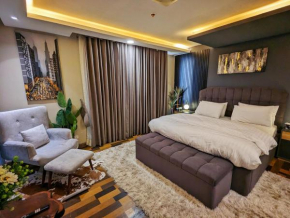 Gold Crest Mall Luxury Apartments by Alvis Suite